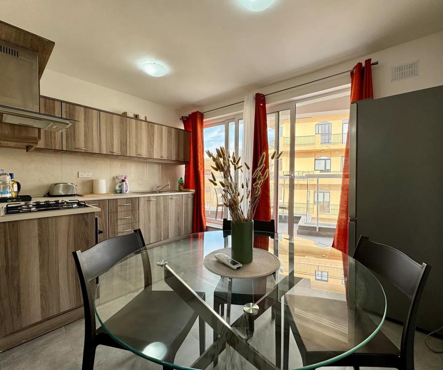 Mive-delux Three Bedroom In Marsaskala