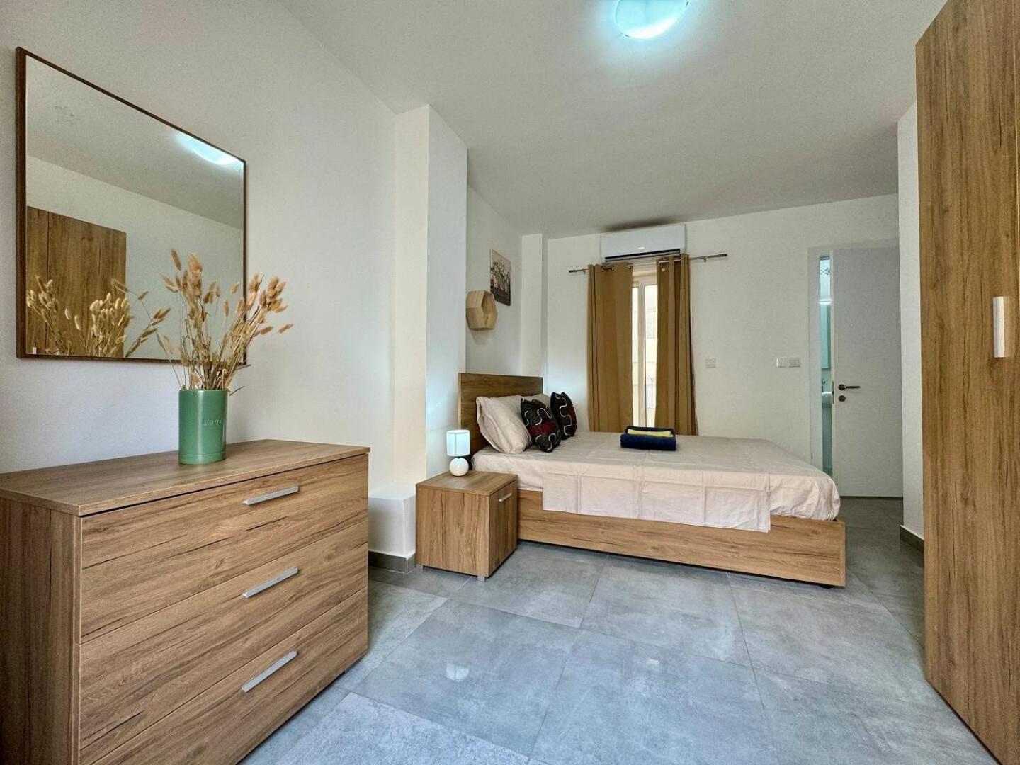 Apartment Mive-delux Three Bedroom In Marsaskala