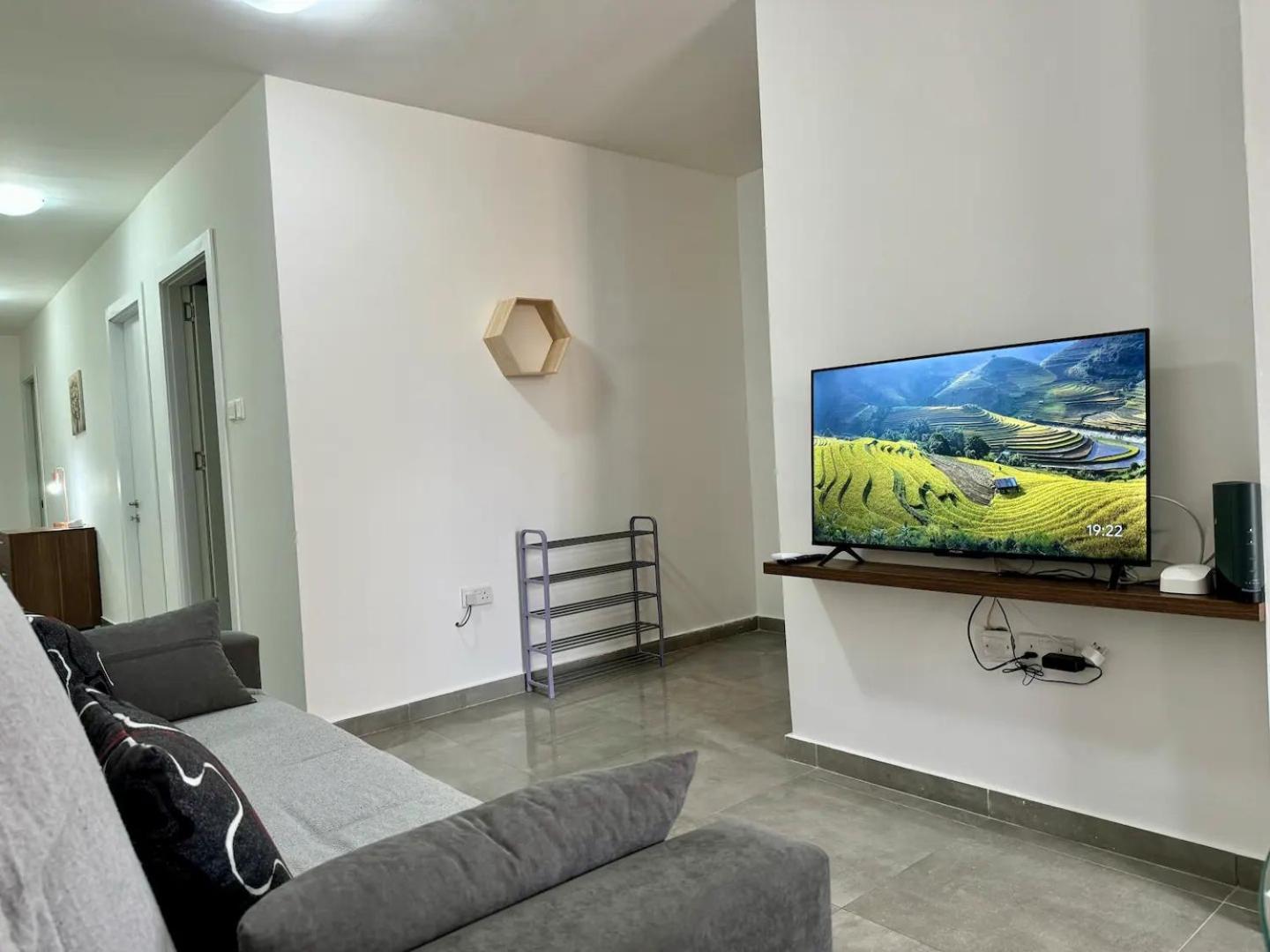 Mive-delux Three Bedroom In Apartment *