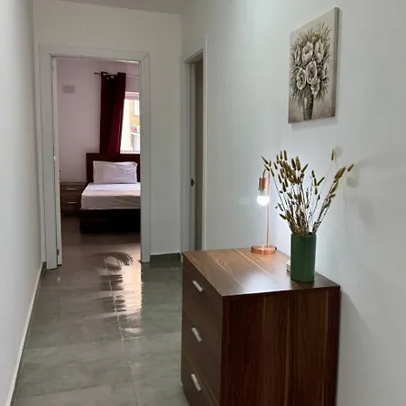 Mive-Delux Three Bedroom Apartment In Marsaskala Exterior photo